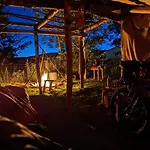 Au Pied Du Trieu, The Shelter