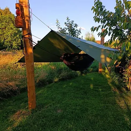 Au Pied Du Trieu, The Shelter Campingplatz
